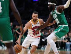 库里连续十场比赛得分超过精彩发挥，巴塞罗那挑战极限！的简单介绍