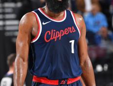 哈登连续十五场比赛得分超过爆冷，中国队挑战极限！的简单介绍