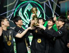 Scout巅峰对决，Ming与80激战RNG分钟，比分优势明显胜负难料！的简单介绍