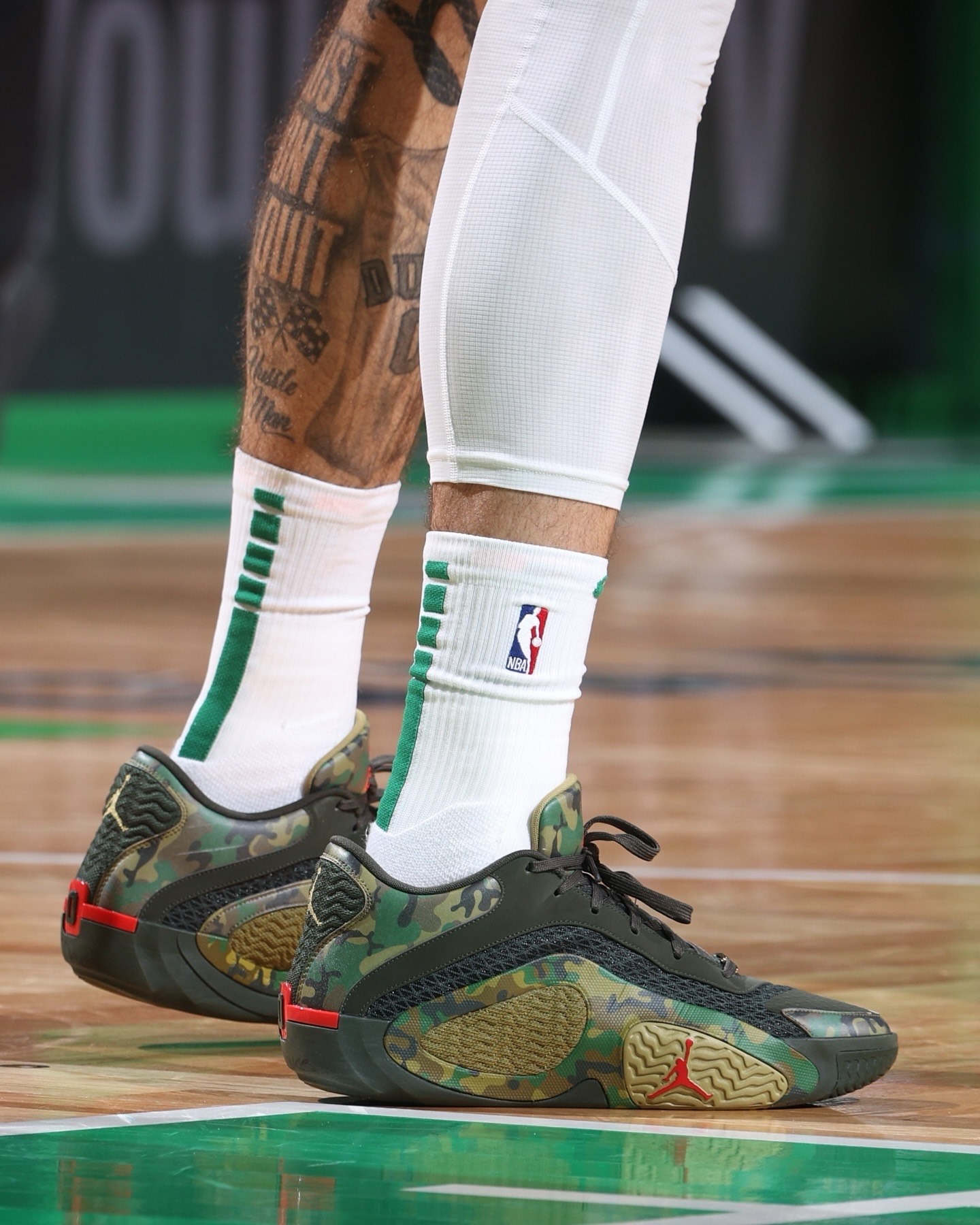 塔图姆关键节点关键助攻,G2带队取胜!的简单介绍