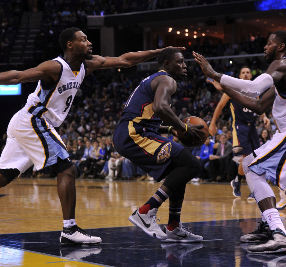 关于浓眉哥巅峰对决,凯恩与60激战瑞士队分钟,战术调整胜负难料!的信息